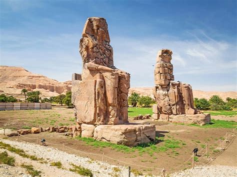  ¡Explora el enigmático Templo de Isis en Vengence! Una joya faraónica escondida y un portal a la antigua magia egipcia!