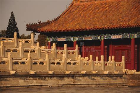  ¡El Templo de la Ciudad Prohibida te espera con sus historias ancestrales y arquitectura impresionante!